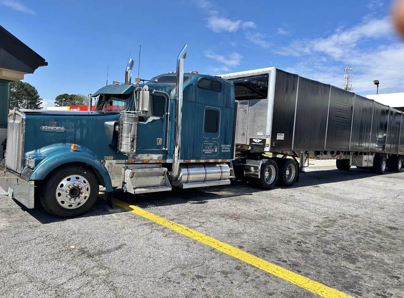 7” stacks for a Kenworth W900