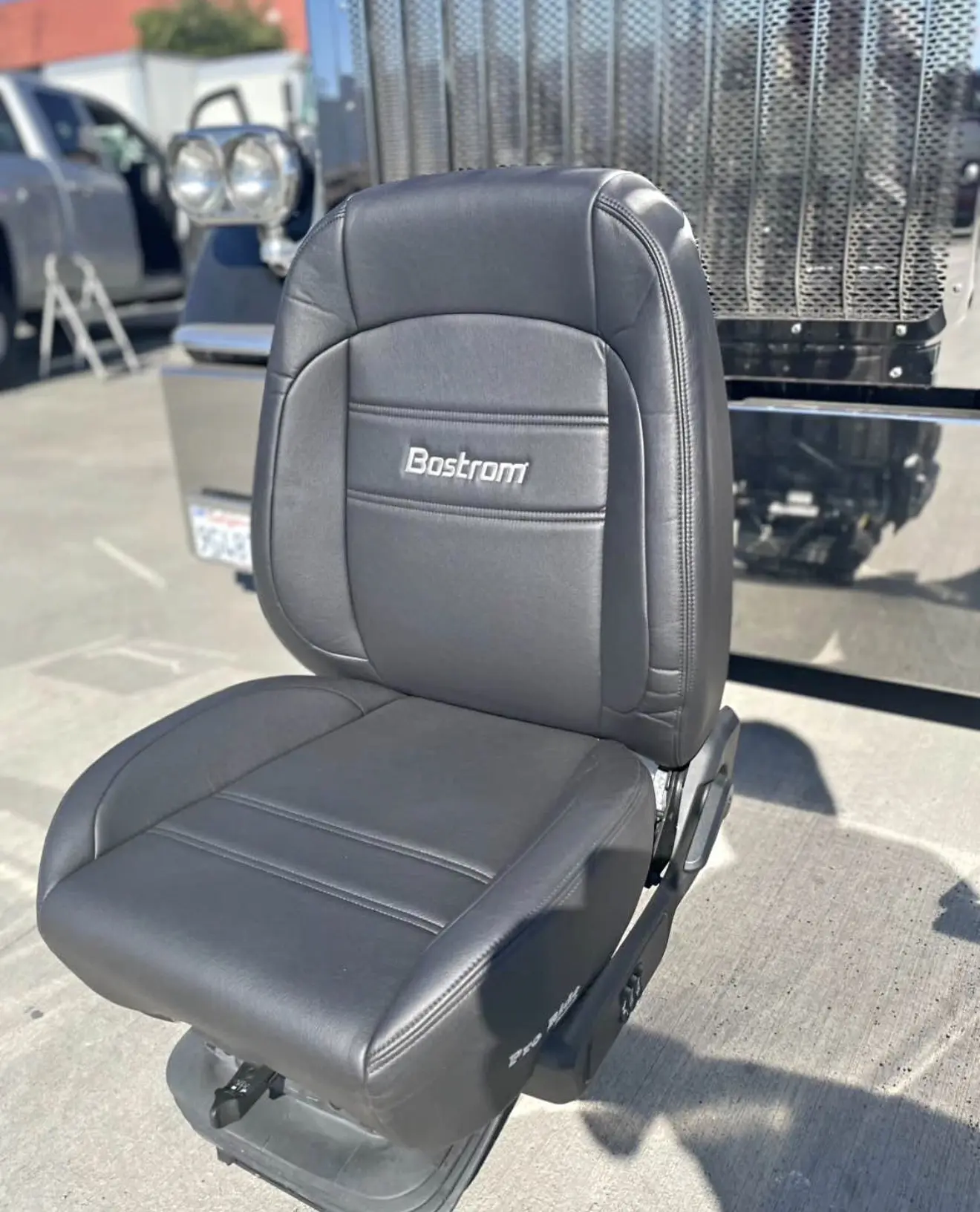 Bostrom black leather seat