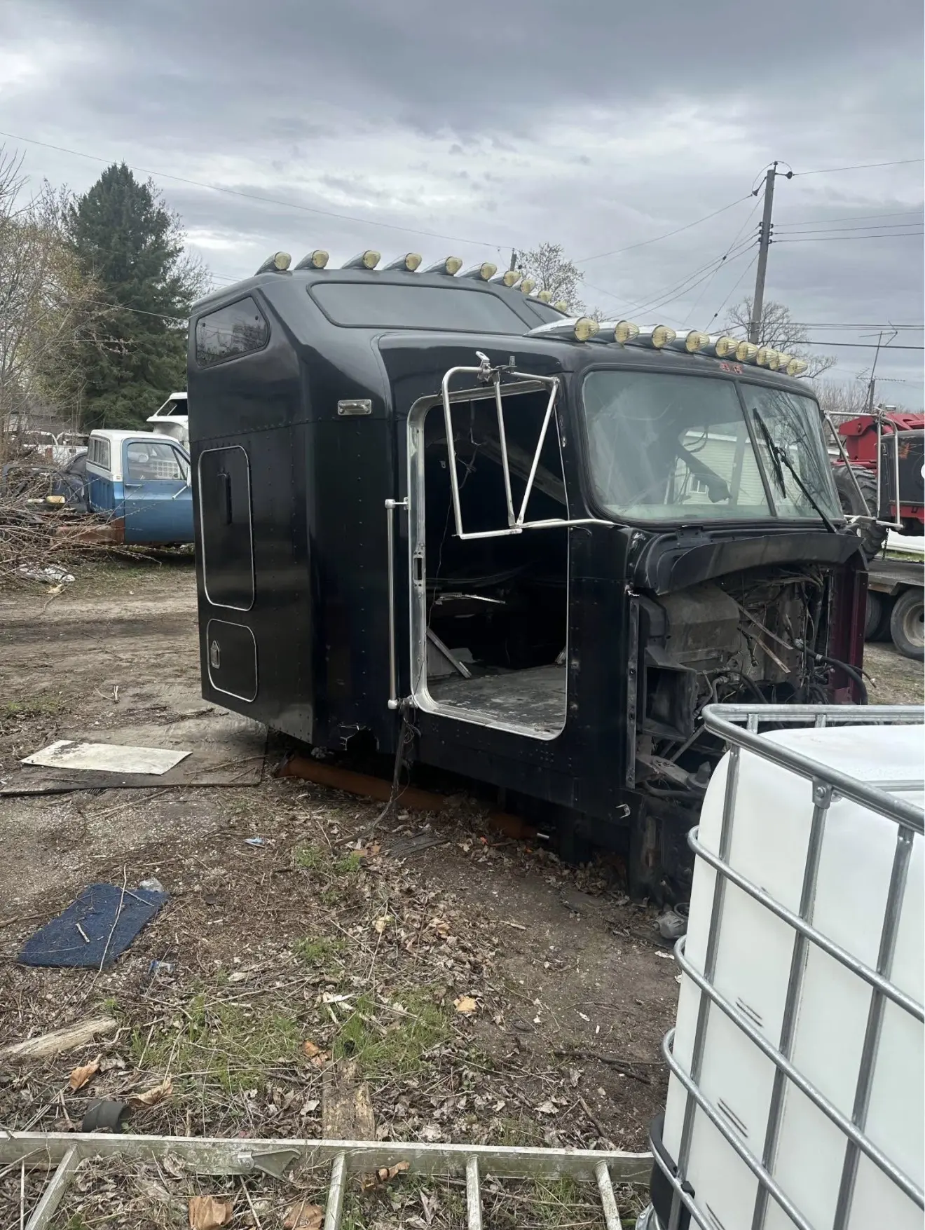 Kenworth W 900 cab and sleeper