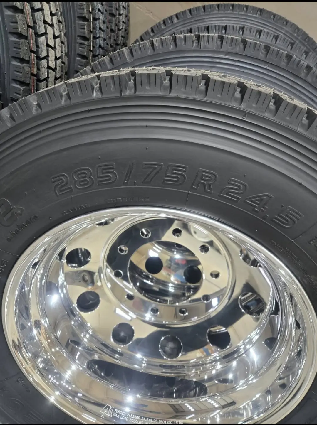 285/75R24.5 TOYO M920 tires for Peterbilt Kenworth Mack Volvo International