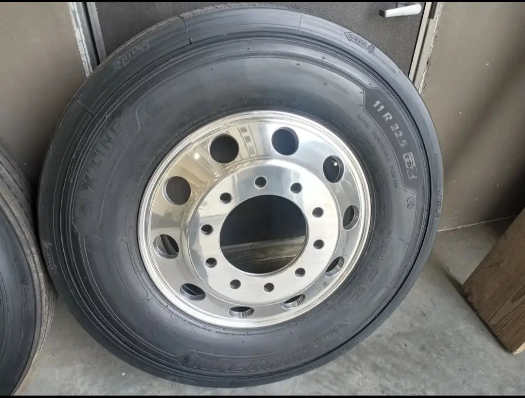 MICHELIN tires and hub pilot rims for sale Peterbilt Kenworth Volve Freightliner Mack