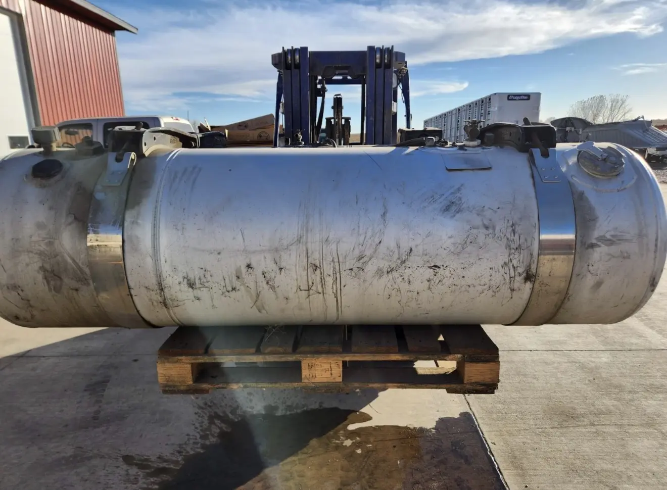 Peterbilt 120 Gallon tanks